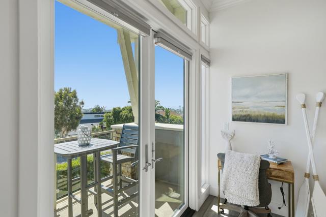 Detail Gallery Image 35 of 74 For 374 Fulvia St, Encinitas,  CA 92024 - 4 Beds | 4/1 Baths