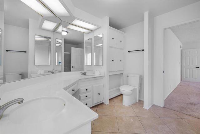 74577 Azurite Circle E, Palm Desert CA: https://media.crmls.org/mediaz/eae62ffe-712c-4d5c-b0b6-59d04aab1405.jpg