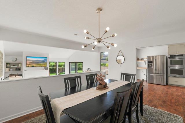 280 Joes Lane, Hollister CA: https://media.crmls.org/mediaz/eae646c7-67e2-4536-8a9c-4a1bffbff03b.jpg