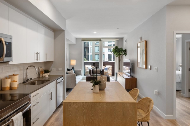 260 260 Brooklyn Basin Way, Oakland CA: https://media.crmls.org/mediaz/eae7380f-c753-495e-af1e-e29b0adcfaad.jpg