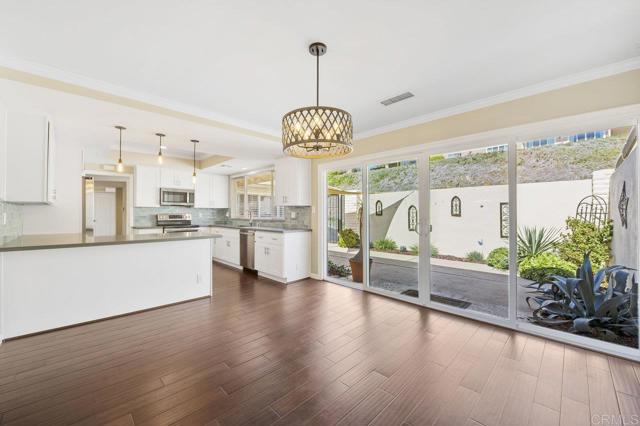 Detail Gallery Image 9 of 43 For 33 via Casitas, Bonsall,  CA 92003 - 3 Beds | 2 Baths