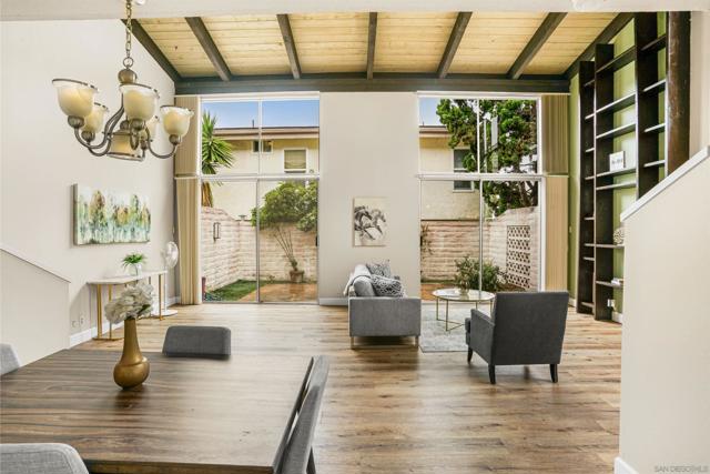 2544 Navarra Dr,  CA: https://media.crmls.org/mediaz/eae80946-7296-4b96-b0a1-f7982da1f279.jpg