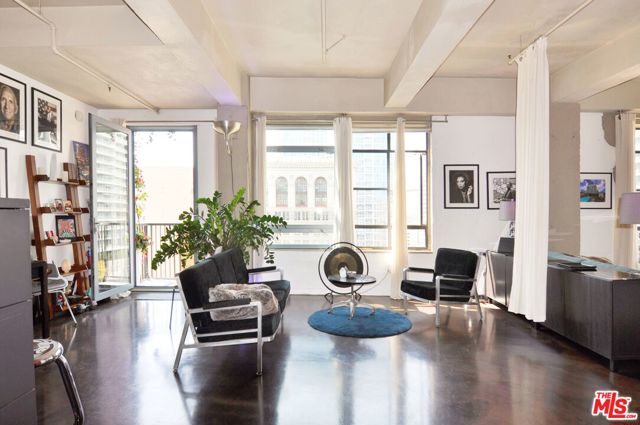 849 S Broadway, Los Angeles CA: https://media.crmls.org/mediaz/eae8b0c3-3896-47ed-a3de-72e6654523aa.jpg