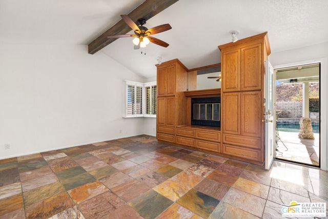 Image 23 of 47 For 71751 Magnesia Falls Drive