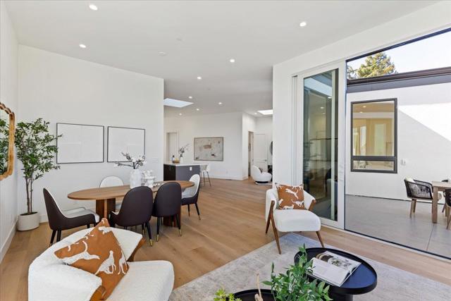 61 HILLTOP Drive, San Carlos CA: https://media.crmls.org/mediaz/eaea6623-a9bf-4e63-a7e9-101f589f36c4.jpg