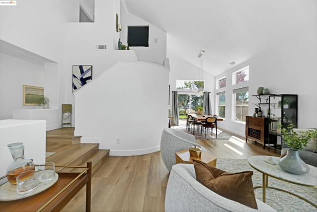 153 Camino Del Sol, Vallejo CA: https://media.crmls.org/mediaz/eaee1bfb-907f-4241-9527-0b7368a86270.jpg