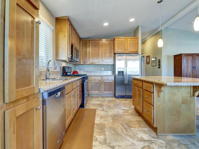 11-39760 Moronga Canyon Dr-11