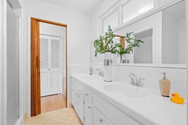 761 Woodstock Lane, Los Altos CA: https://media.crmls.org/mediaz/eaee8d9a-77fb-4474-acad-05d3ad3012ab.jpg