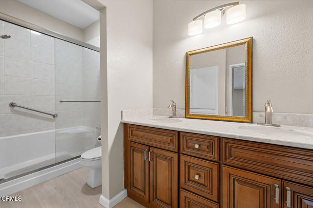 350 Paseo De Playa, Ventura CA: https://media.crmls.org/mediaz/eaef6ad0-1fcb-42db-9dd9-8f992b49c7f0.jpg