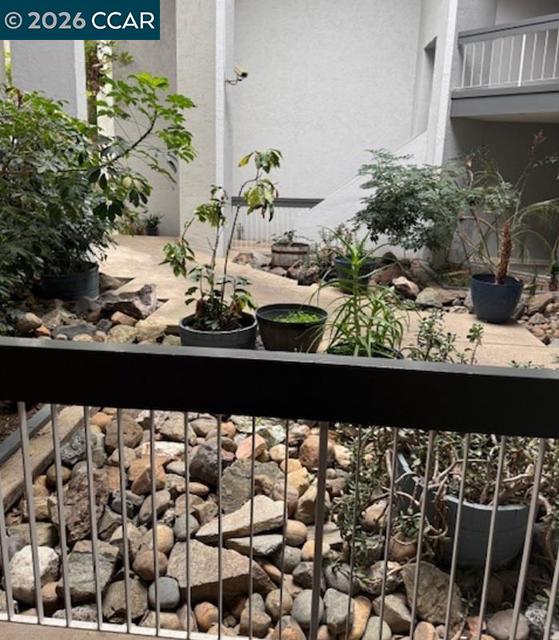 Image 4 of 28 For 120 Ellis St.  120