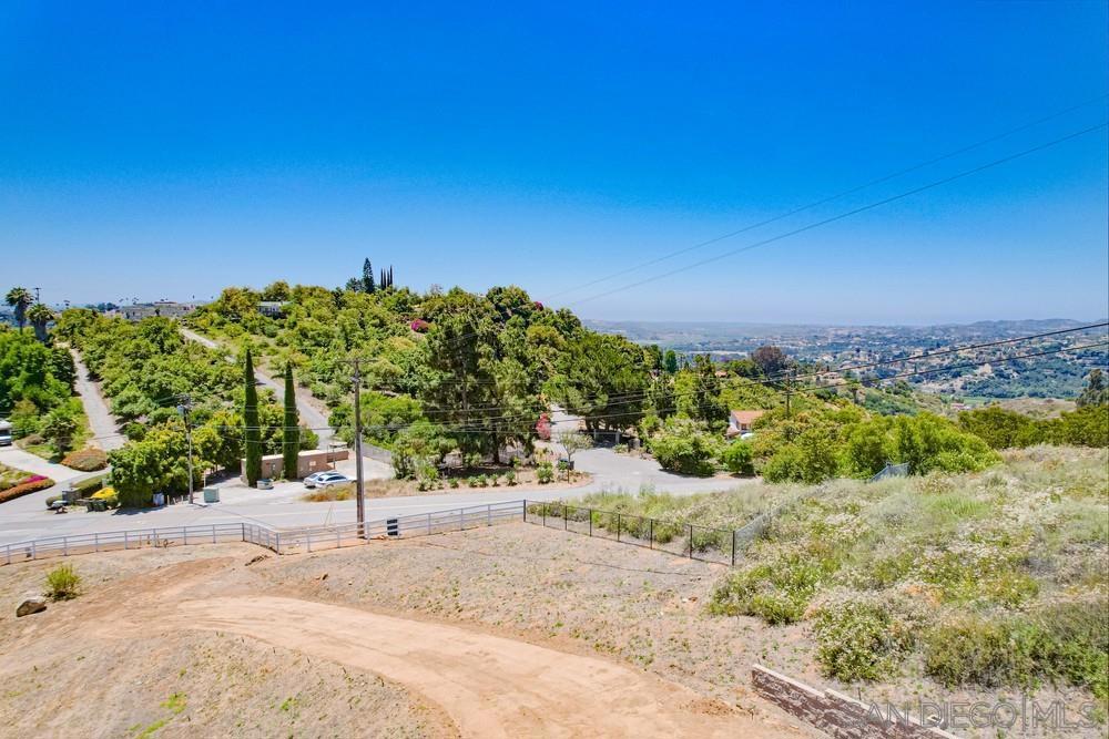 MLS #250032615SD img 57