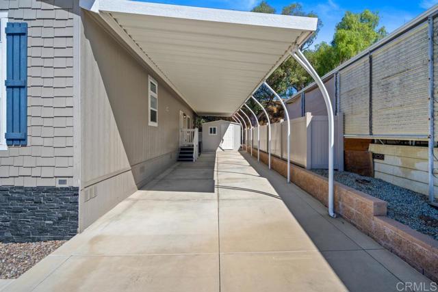 2400 Alpine Boulevard, Alpine CA: https://media.crmls.org/mediaz/eaf08e7d-2ccb-4686-b169-189c1c74319b.jpg