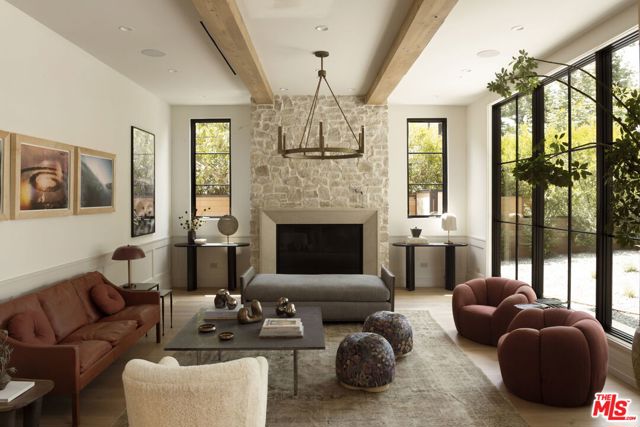1186 Corsica Drive, Pacific Palisades CA: https://media.crmls.org/mediaz/eaf0ab63-23fe-406a-90c8-a6411f1e98f9.jpg
