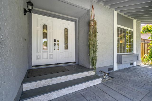 140 Sprucemont Place, San Jose CA: https://media.crmls.org/mediaz/eaf0da84-6d6c-458e-9e61-67d8788f506f.jpg