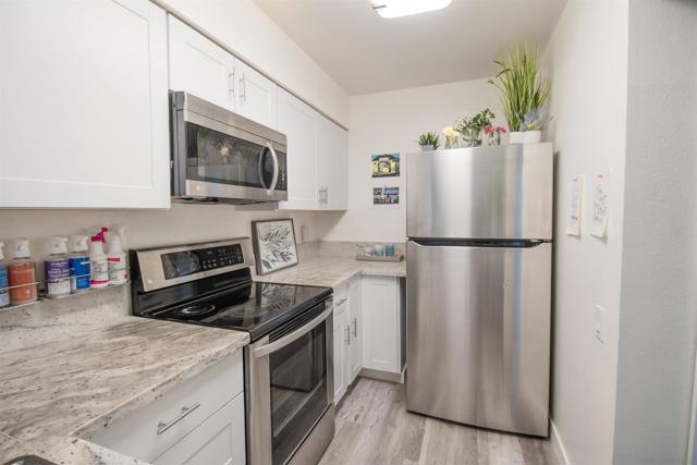 1337 Camanito Galbadon, San Diego CA: https://media.crmls.org/mediaz/eaf14755-10cb-42c1-8f0a-576e795fe205.jpg