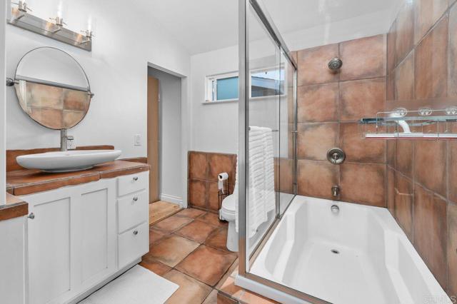 159 W Diana, Encinitas CA: https://media.crmls.org/mediaz/eaf2c584-9910-47f4-8b0f-517aba34365c.jpg