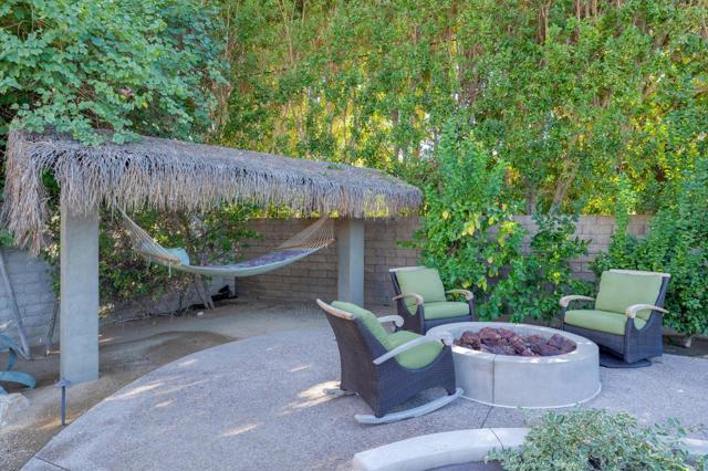 74085 Old Prospector Trail, Palm Desert CA: https://media.crmls.org/mediaz/eaf3a466-9faf-44f4-9a39-e713002b503d.jpg