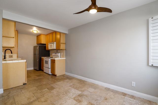 Detail Gallery Image 6 of 21 For 356 S Miraleste Dr, San Pedro,  CA 90732 - 2 Beds | 1/1 Baths