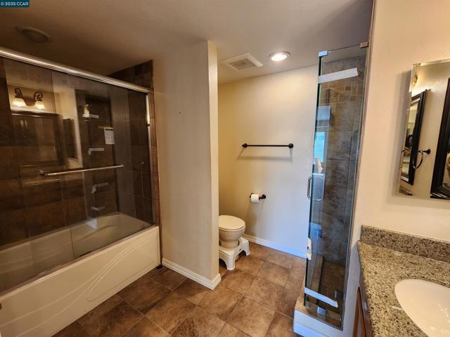 617 S Blackbrush Ln, San Ramon CA: https://media.crmls.org/mediaz/eaf3d0ab-7e9a-4ae2-99b4-0c34031cc5e7.jpg