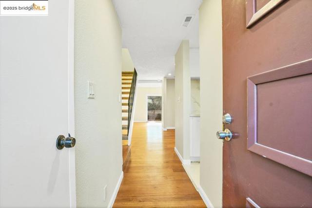 24159 Dover Ln, Hayward CA: https://media.crmls.org/mediaz/eaf4417c-3ace-4cb5-8537-3b60cfa04258.jpg