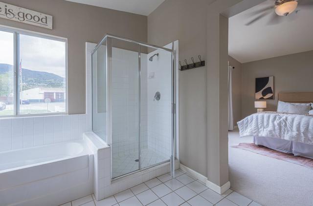 18106 Stonehaven, Salinas CA: https://media.crmls.org/mediaz/eaf47ca7-37a8-4375-bc58-a321cbdbd673.jpg