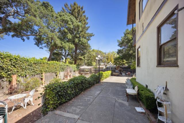 1516 Cortez Avenue, Burlingame CA: https://media.crmls.org/mediaz/eaf4b0ff-04cf-431f-9383-98f870b3bd4c.jpg