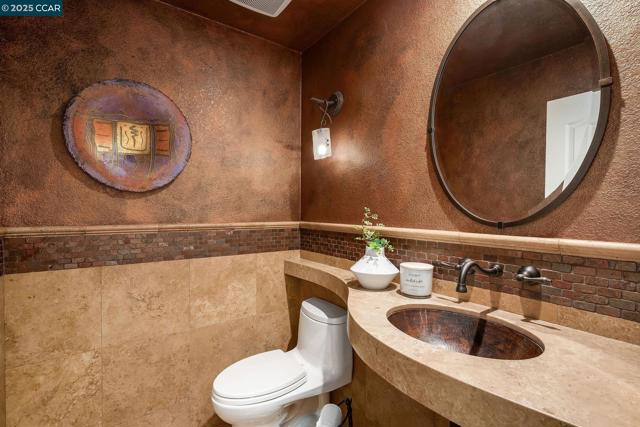 129 Alta Vista Way, Danville CA: https://media.crmls.org/mediaz/eaf4fd8f-c83d-4c1c-b84d-d36ec964a699.jpg