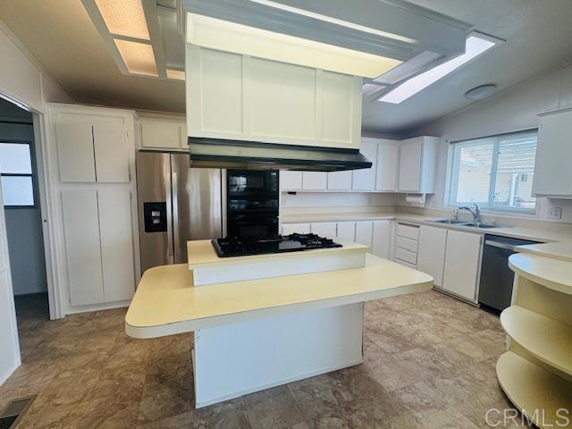 909 Richland, San Marcos CA: https://media.crmls.org/mediaz/eaf526a1-c85e-4978-bfab-0eff6b829792.jpg