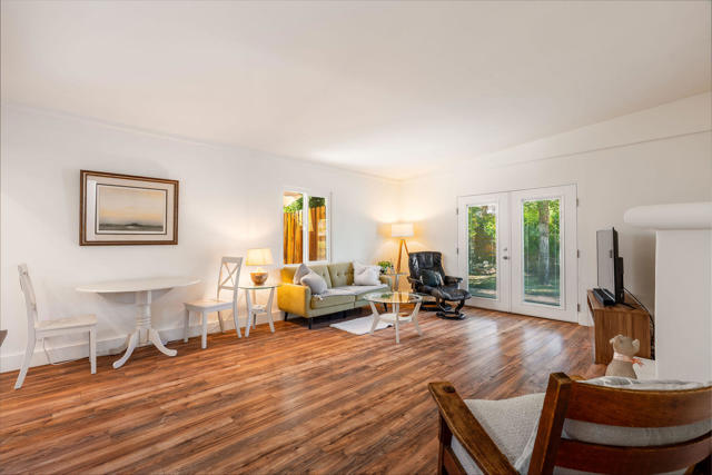 51864 Avenida Mendoza, La Quinta CA: https://media.crmls.org/mediaz/eaf5f1e4-c0c0-47c8-a60f-18557dc0e5ad.jpg