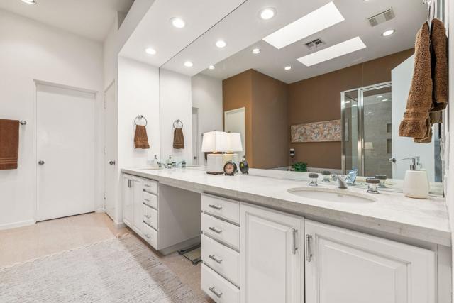Image 41 of 62 For 143 Desert Holly Drive
