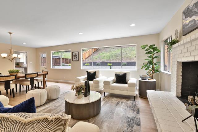 1815 Woodhaven Way, Oakland CA: https://media.crmls.org/mediaz/eaf6a03c-69ba-421f-9efe-c6c54fa56bda.jpg