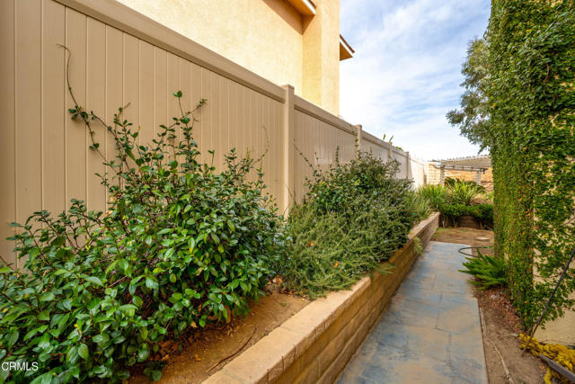 32650 The Old Road, Castaic CA: https://media.crmls.org/mediaz/eaf6ea4a-4c79-47c9-9609-4e3736d09729.jpg