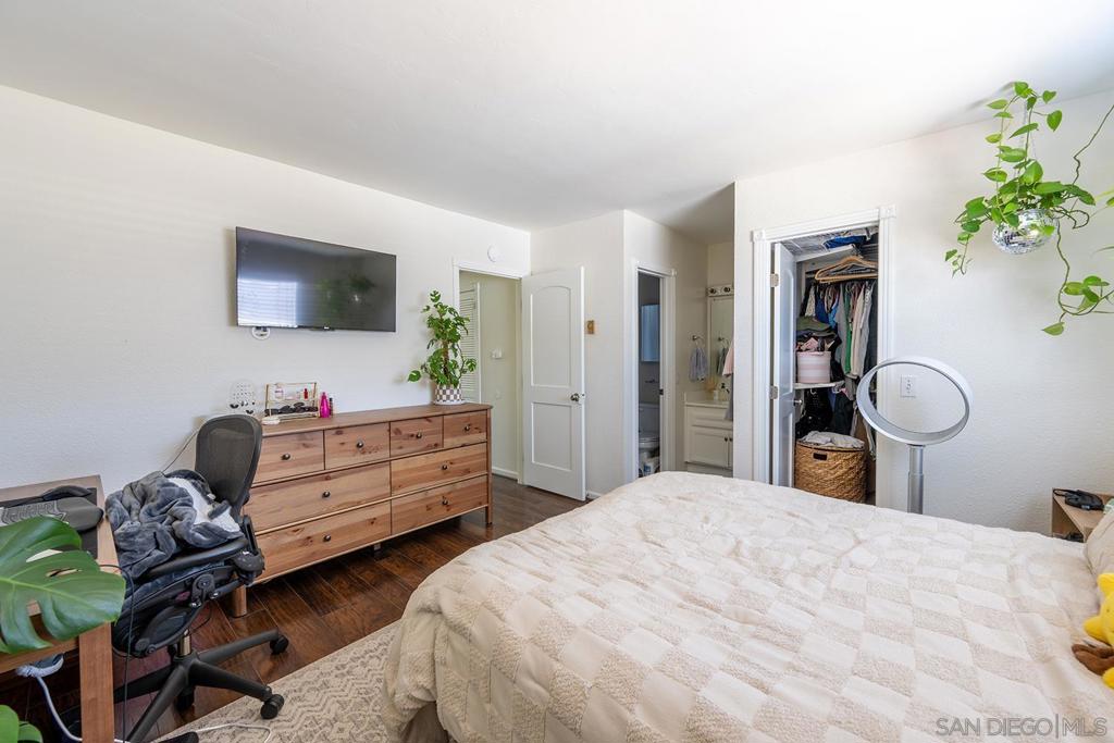 4211 Iowa St - photo 13