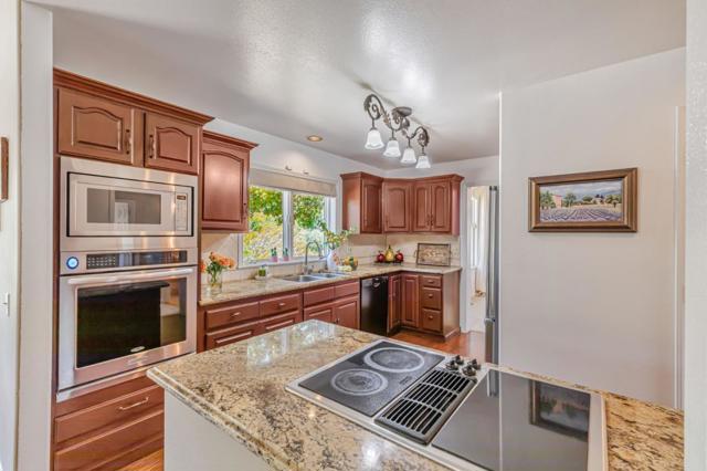 28837 Underwood Road,  CA: https://media.crmls.org/mediaz/eaf7f374-ad4f-4c53-8b20-849fdf7ee70a.jpg