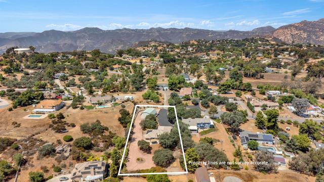 2461 Denova Drive, Alpine CA: https://media.crmls.org/mediaz/eaf84327-b595-4160-ba1d-f88483bc52c1.jpg