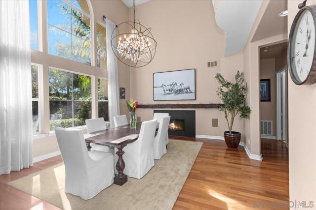515 Verbena Ct, Encinitas CA: https://media.crmls.org/mediaz/eaf8a38d-e718-4c81-a91f-f241c41e0aec.jpg
