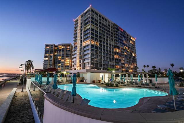 1770 Avenida del Mundo, Coronado CA: https://media.crmls.org/mediaz/eaf96aa7-8897-4f84-a5c9-488e2491fc45.jpg