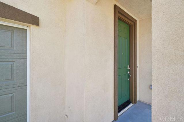 19420 Brush Creek Way, Lake Elsinore CA: https://media.crmls.org/mediaz/eafa02da-197c-4aa5-826a-98abffeb939d.jpg