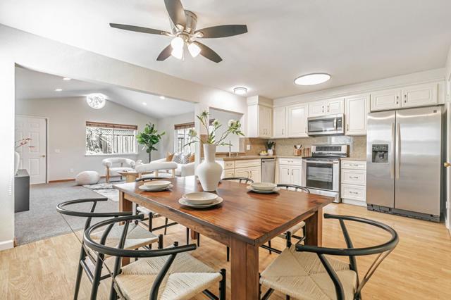 7370 Pegasus Way, San Jose CA: https://media.crmls.org/mediaz/eafa064b-daaa-41d1-980f-e5d2284ebcea.jpg