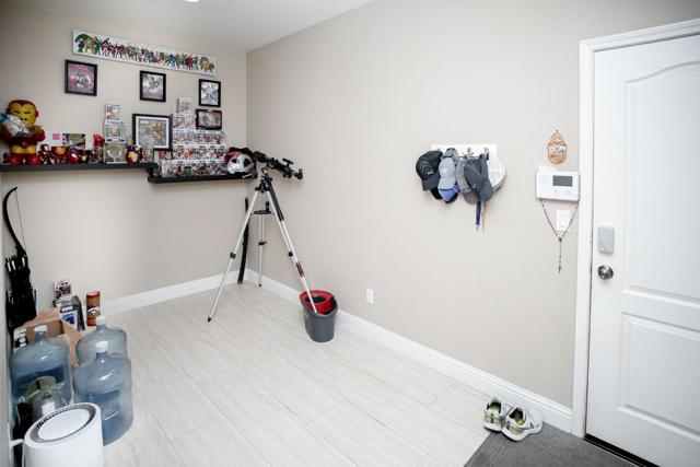 2628 Acapulco Way, Modesto CA: https://media.crmls.org/mediaz/eafa4f6e-cbb0-4ce4-b45b-7ed00c7a98e0.jpg