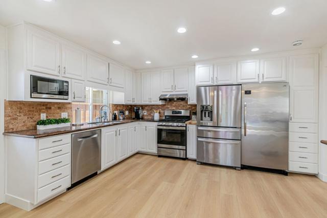 6095 Springer Way, San Jose CA: https://media.crmls.org/mediaz/eafaafda-292e-4545-87d7-b3c80306aa65.jpg