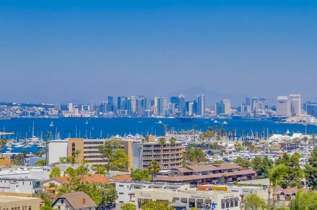 954 Harbor View Dr, San Diego CA: https://media.crmls.org/mediaz/eafad3a2-80b2-41c4-a1f2-26ade8dbc92b.jpg