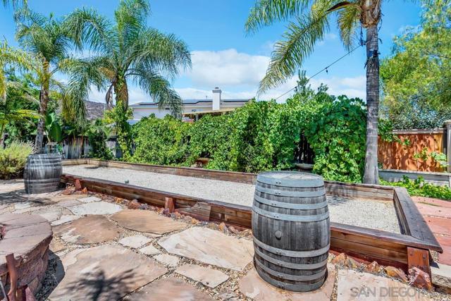10496 Chaparral Dr, Santee CA: https://media.crmls.org/mediaz/eafb0a3f-bf56-4df8-a40b-39093c593b8e.jpg