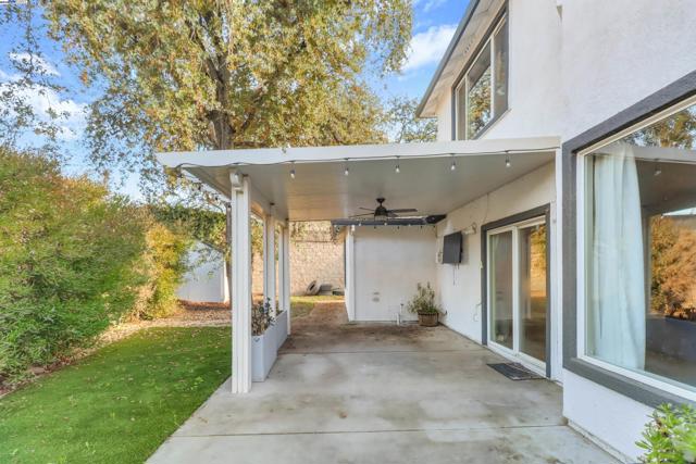 5512 Sagehen Ct, Loomis CA: https://media.crmls.org/mediaz/eafb25e5-bdfb-44dd-872a-2ffd44566320.jpg