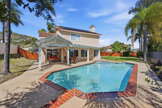 Detail Gallery Image 24 of 32 For 833 Bel Esprit Cir, San Marcos,  CA 92069 - 3 Beds | 2/1 Baths