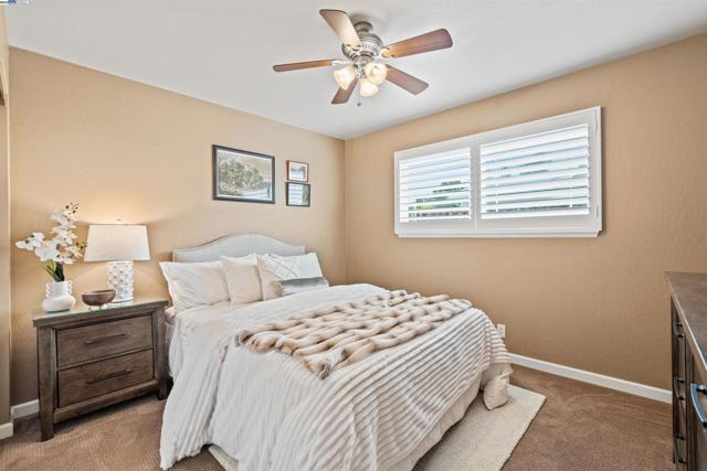2845 Briarwood Dr, Livermore CA: https://media.crmls.org/mediaz/eafb9afa-c310-40b9-b8f0-0bd65447ecd2.jpg