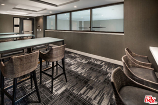 687 S Hobart Boulevard, Los Angeles CA: https://media.crmls.org/mediaz/eafbc277-c94d-411e-81ba-f9c335637e00.jpg