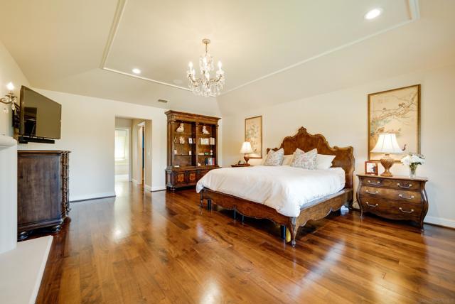 6150 La Fremontia, Rancho Santa Fe CA: https://media.crmls.org/mediaz/eafcf733-5307-46b8-9eb3-a82a63b6a446.jpg