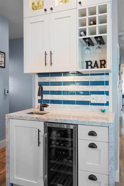 413 Delaware St, Imperial Beach CA: https://media.crmls.org/mediaz/eafd075c-726e-44a6-afea-75e7bf3bd587.jpg