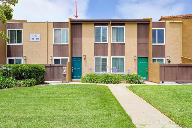 3454 Castle Glen Dr., San Diego CA: https://media.crmls.org/mediaz/eafd1a81-d87e-43ac-9fbc-1fabb92eaa6c.jpg